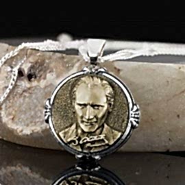 925 Ayar Gümüş Atatürk Silüeti Kolye