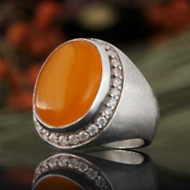 925 ayar Gümüş İri Taşlı Turuncu Doğal Akik Yüzük