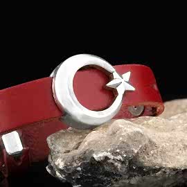 Ay Yıldızlı Deri Bileklik