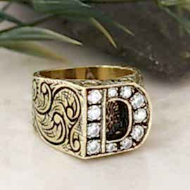 Taşlı Monogram Motifli D Harfli Yüzük