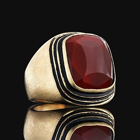 Gümüş İşçilikle Öne Çıkan Kırmızı Akik Taşı Yüzük