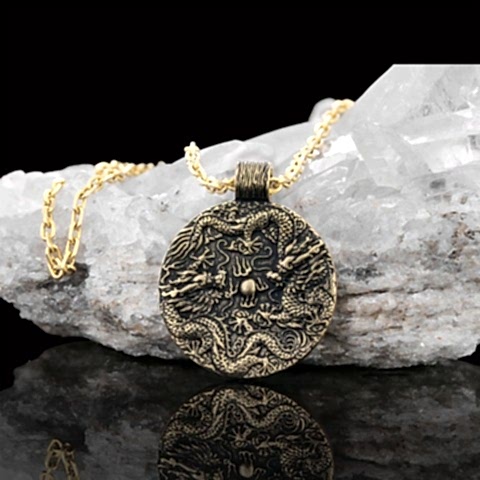 Özel Tasarım Yuvarlak Ejderha Kolye