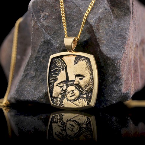 Özel Üretim Resimli 925 Ayar Gümüş Aile Kolyesi