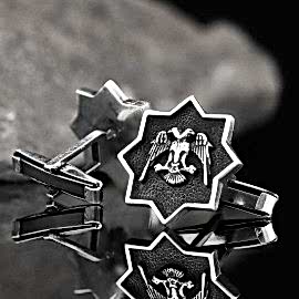 Sekiz Köşeli Yıldız İçerisinde Selçuklu Kartalı Kol Düğmesi