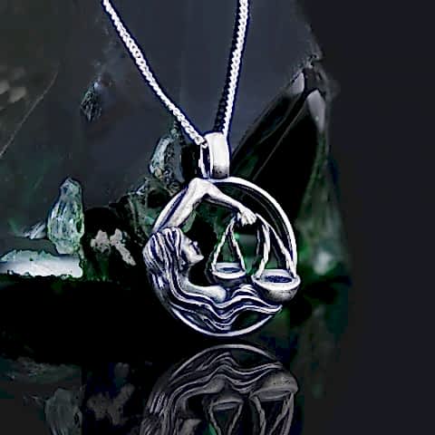 Terazi Burcu El Yapımı Özel Gümüş Kolye