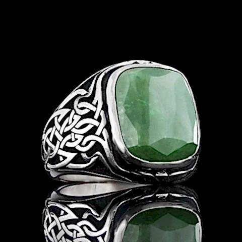 Yeşim Taşlı Özel Tasarım 925 Ayar Gümüş Motifli Erkek Yüzüğü