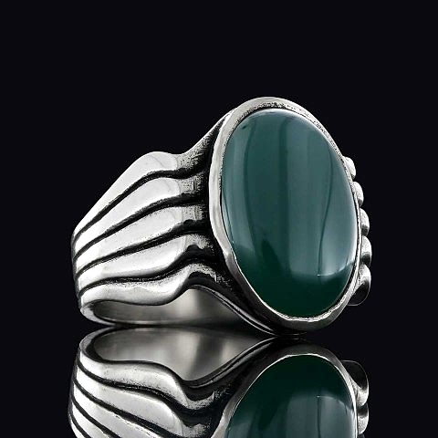 Yeşil Akik Taşlı Sade Tasarım Yanları Çizgi Desenli Gümüş Yüzük, Yeşil Akik Erkek Yüzük